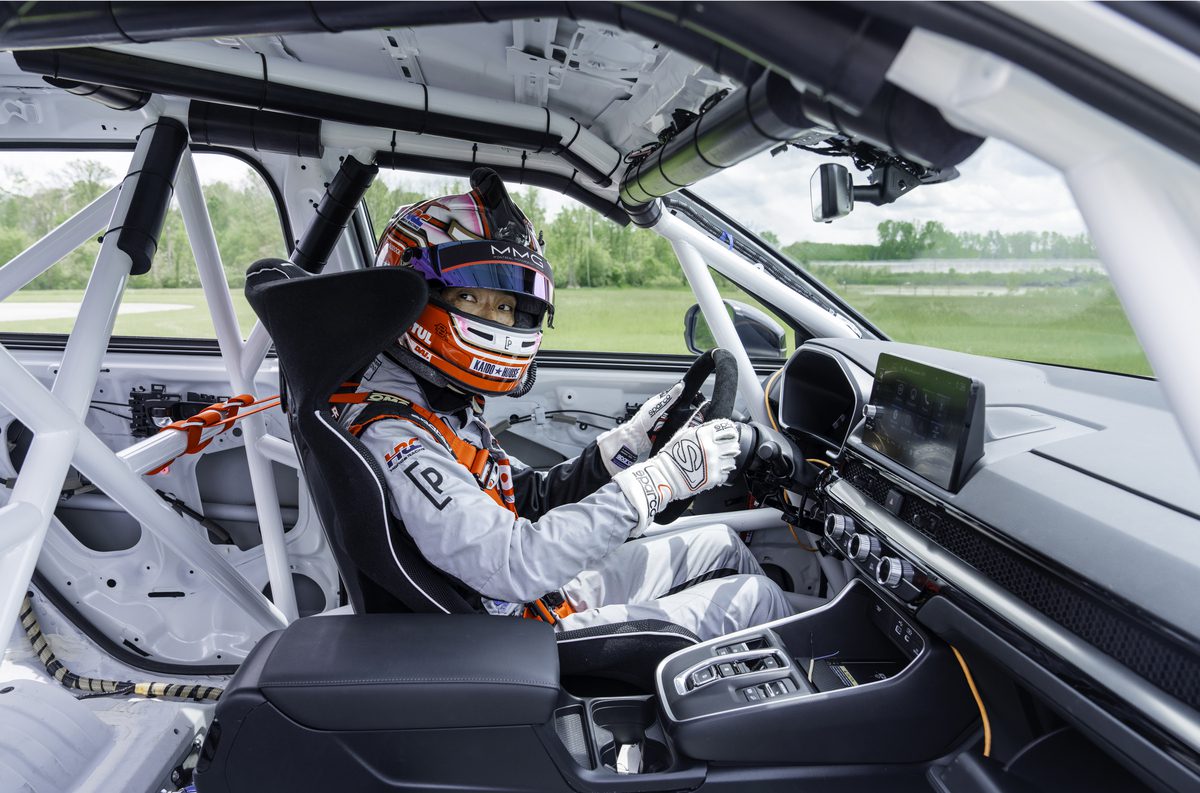 Honda's Hydrogen CR-V e:FCEV is Taking on Pikes Peak 