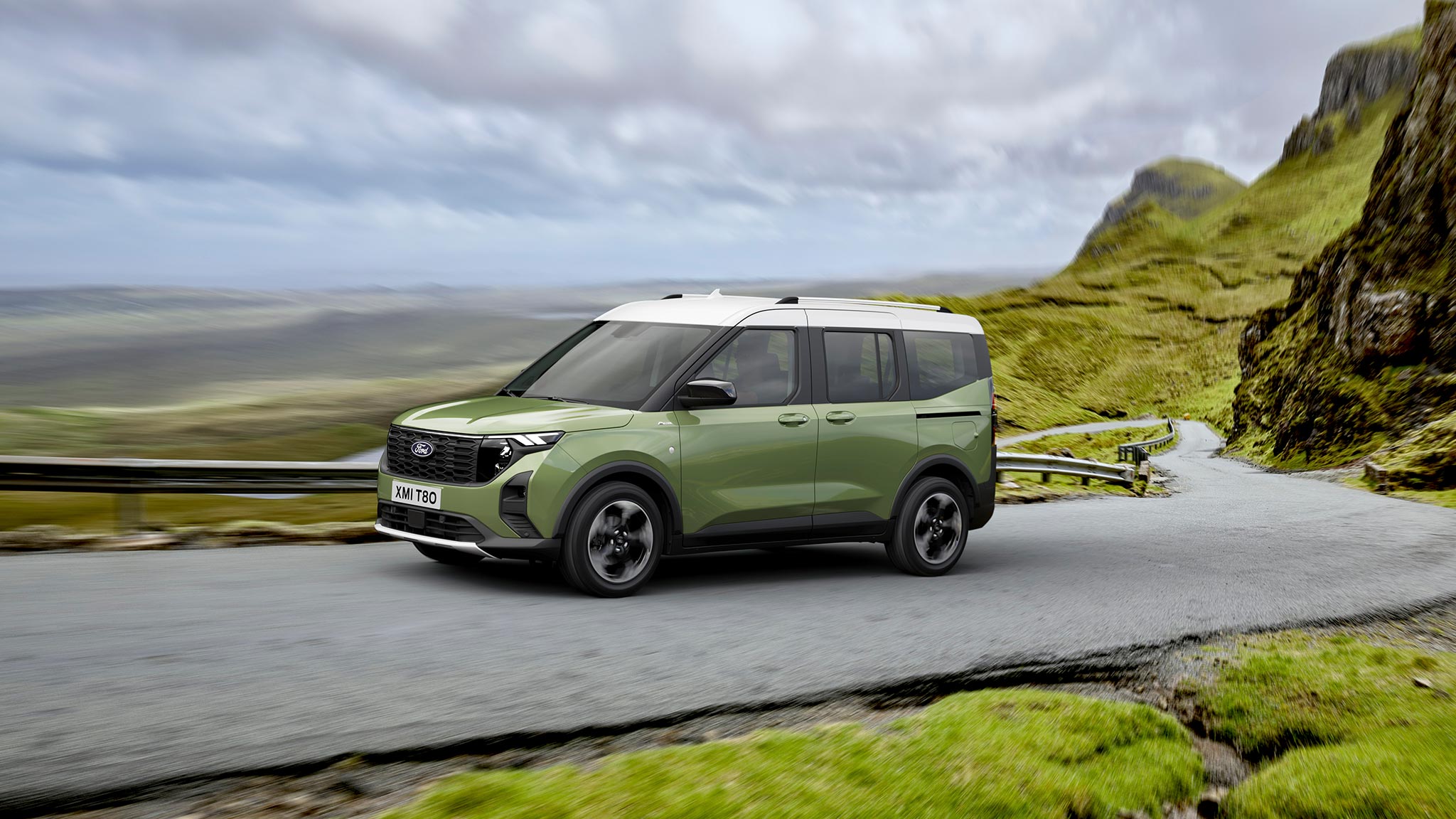 Ford NZ Family Gets Twins - all-new Ford Tourneo Courier and Transit