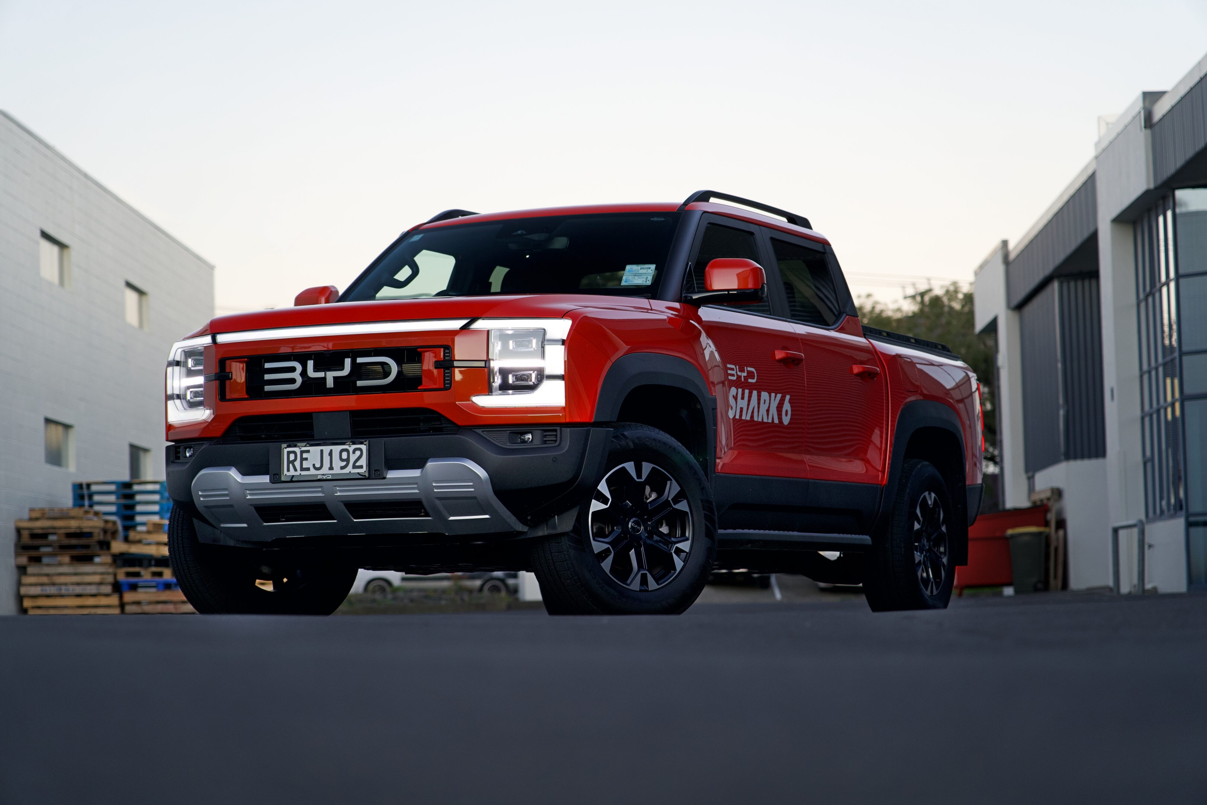 Jaws II - BYD SHARK 6 Review