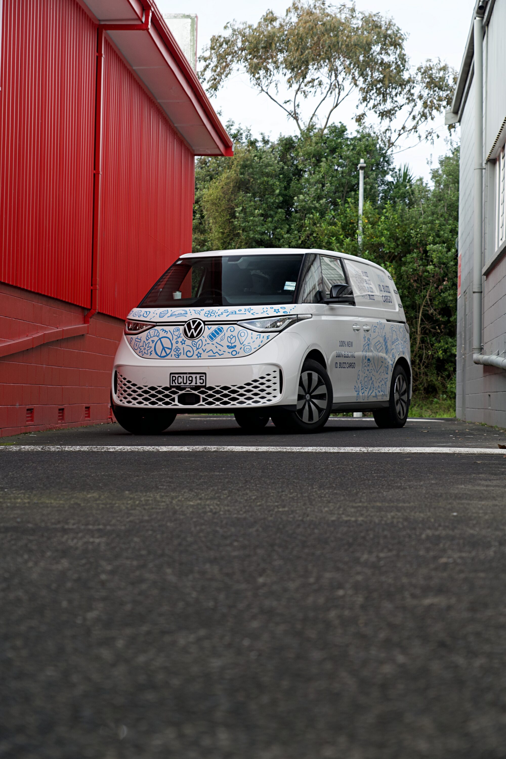 For the buzzy bees out there - VW ID. Buzz Cargo Review