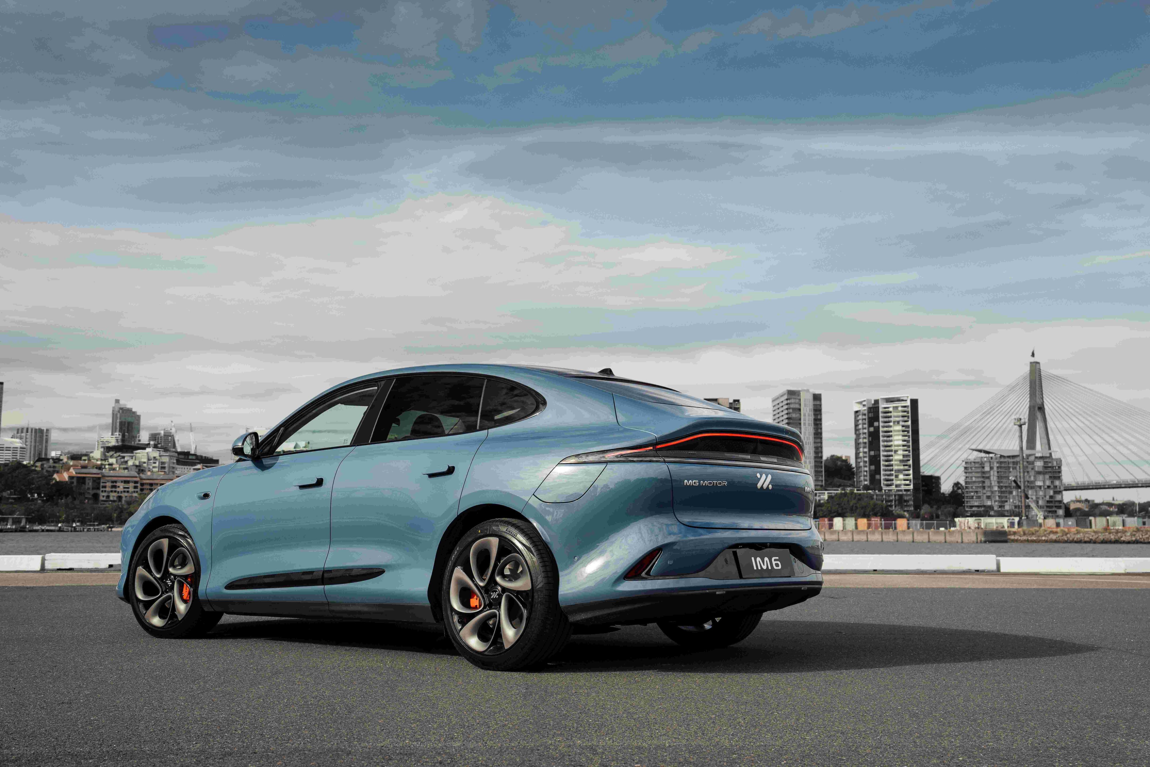 MG's Premium IM6 SUV is Coming to NZ, and It's Packing Some Serious Tech