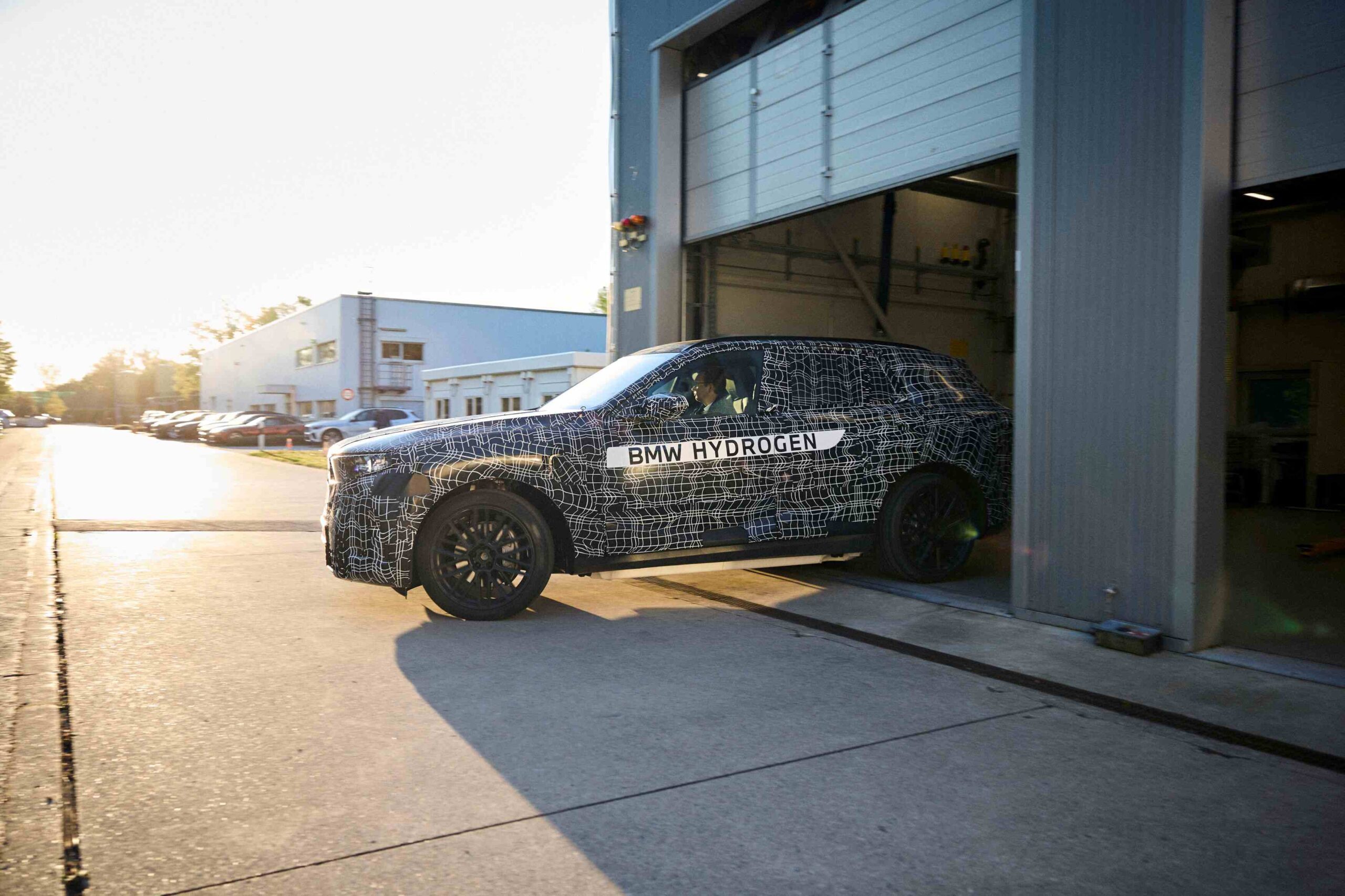 BMW's iX5 Hydrogen Hero - Far More Than Just Another EV