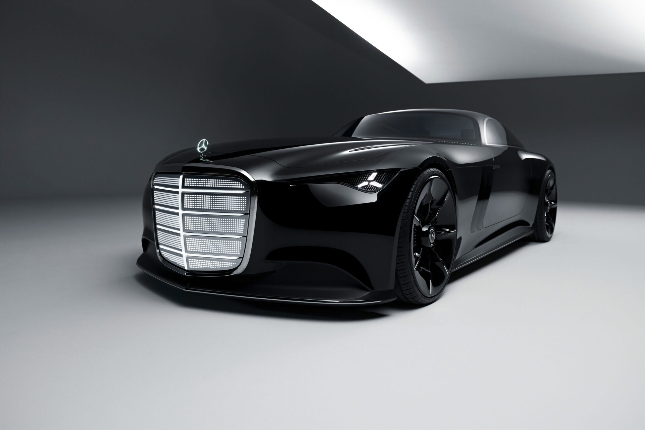 Mercedes-Benz Vision Iconic - Is This Art Deco Stunner the Future of Luxury?