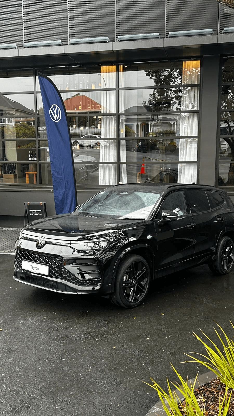 We drive VW's latest 7 seater SUV, the Tayron